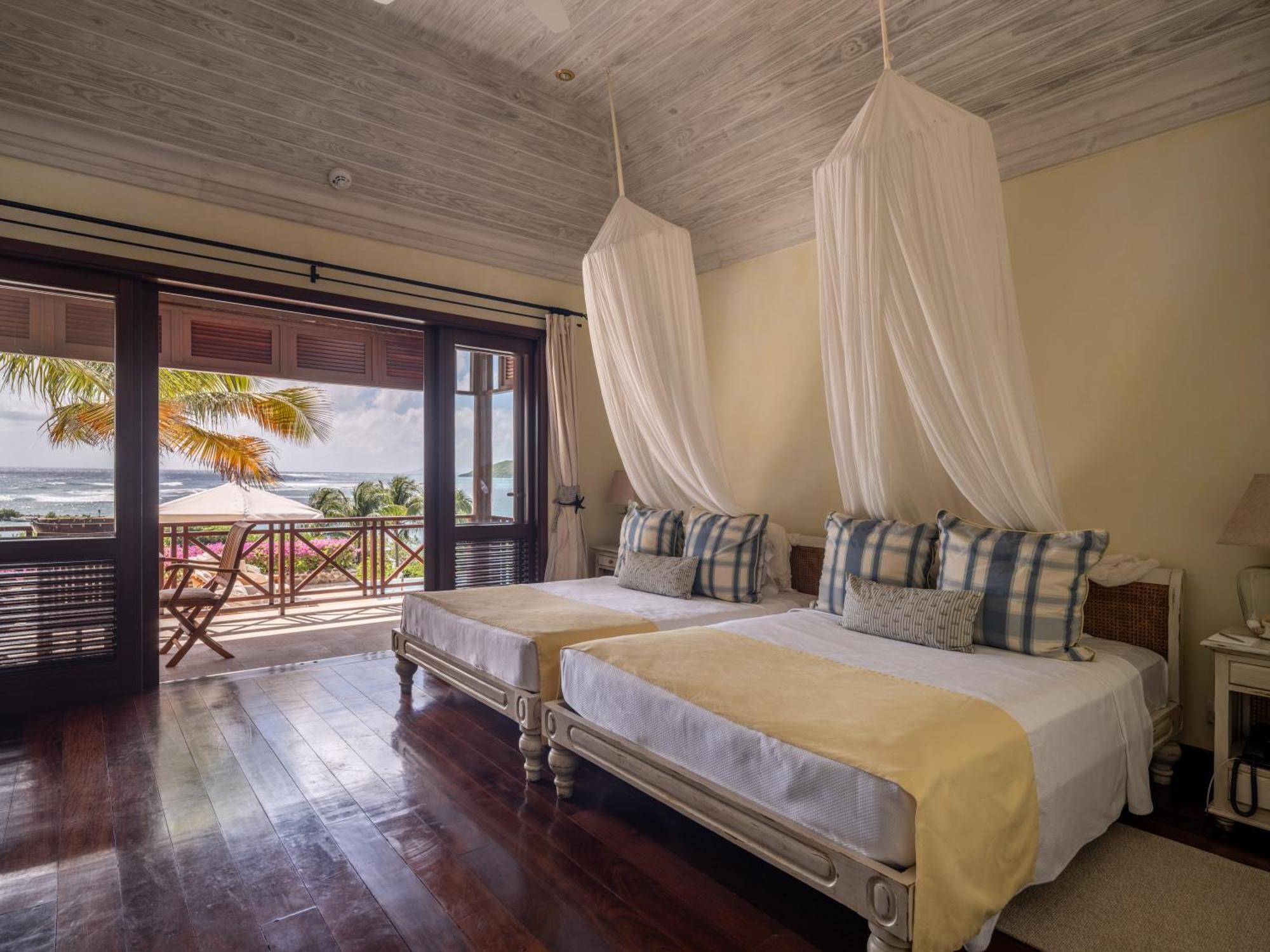 Canouan Estate Resort & Villas Charlestown Exterior photo