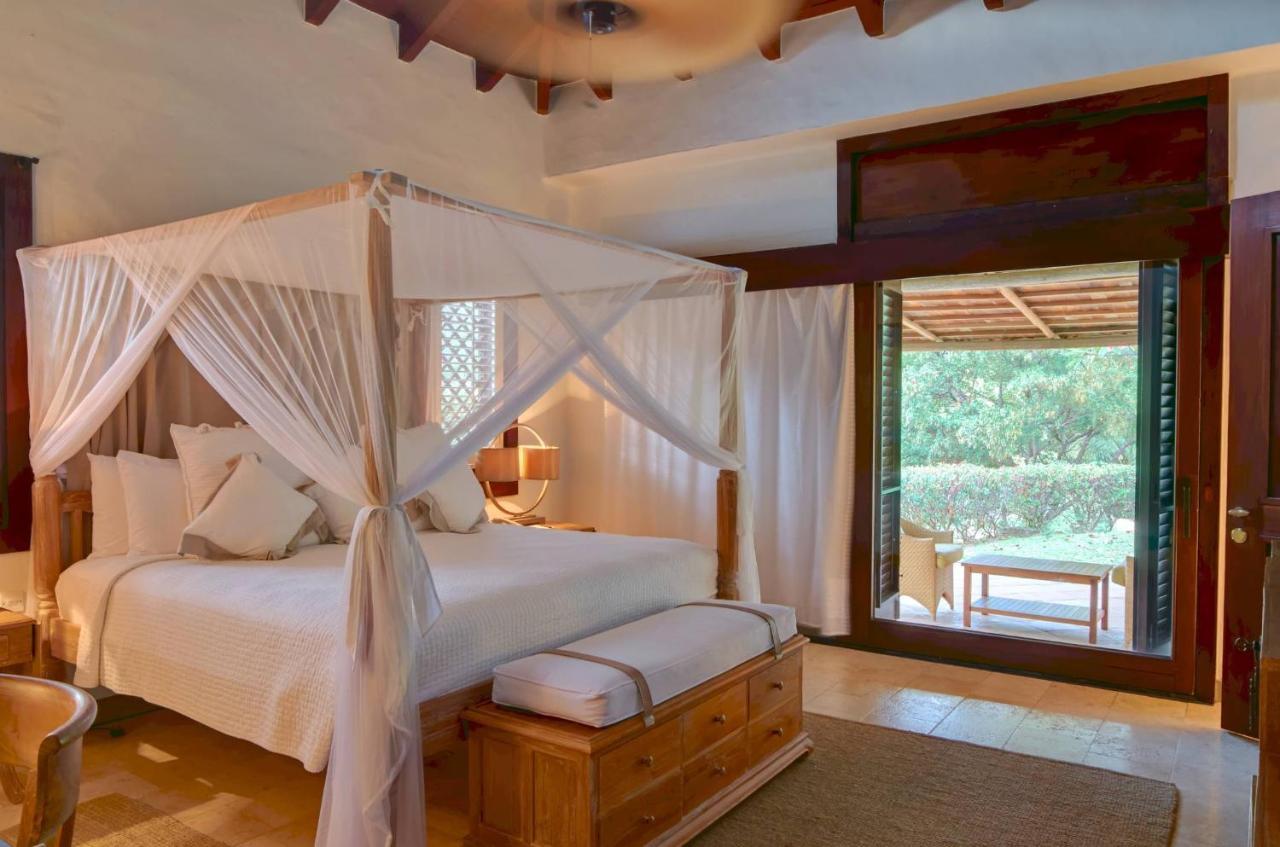 Canouan Estate Resort & Villas Charlestown Exterior photo
